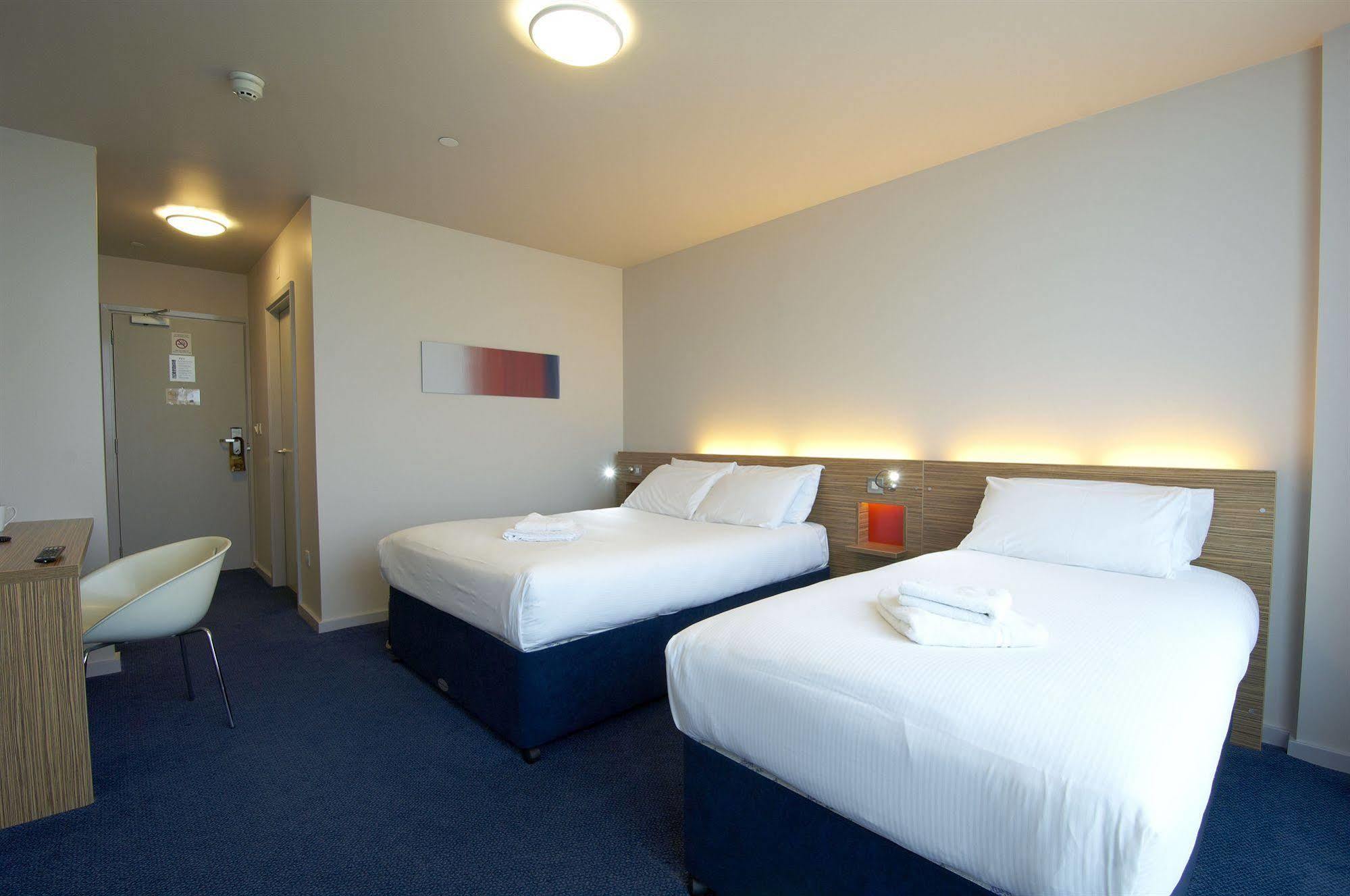 Travelodge Limerick Castletroy Extérieur photo
